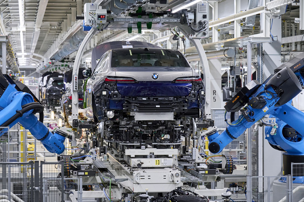 Los nuevos BMW Serie 7 y BMW i7 ya se ensamblan en Dingolfing, Alemania 40 Motor16 BMW Serie 7 BMW i7 Dingolfind 36 Motor16