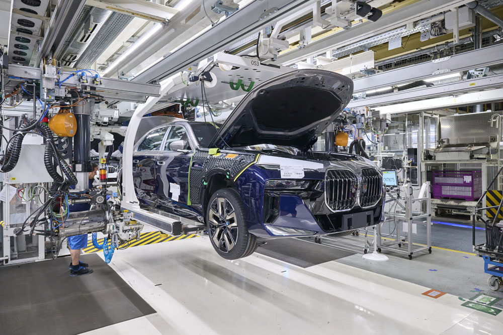 Los nuevos BMW Serie 7 y BMW i7 ya se ensamblan en Dingolfing, Alemania 42 Motor16 BMW Serie 7 BMW i7 Dingolfind 38 Motor16
