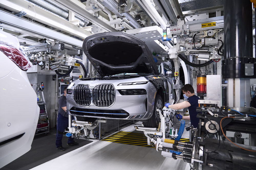 Los nuevos BMW Serie 7 y BMW i7 ya se ensamblan en Dingolfing, Alemania 16 Motor16 BMW Serie 7 BMW i7 Dingolfind 8 Motor16