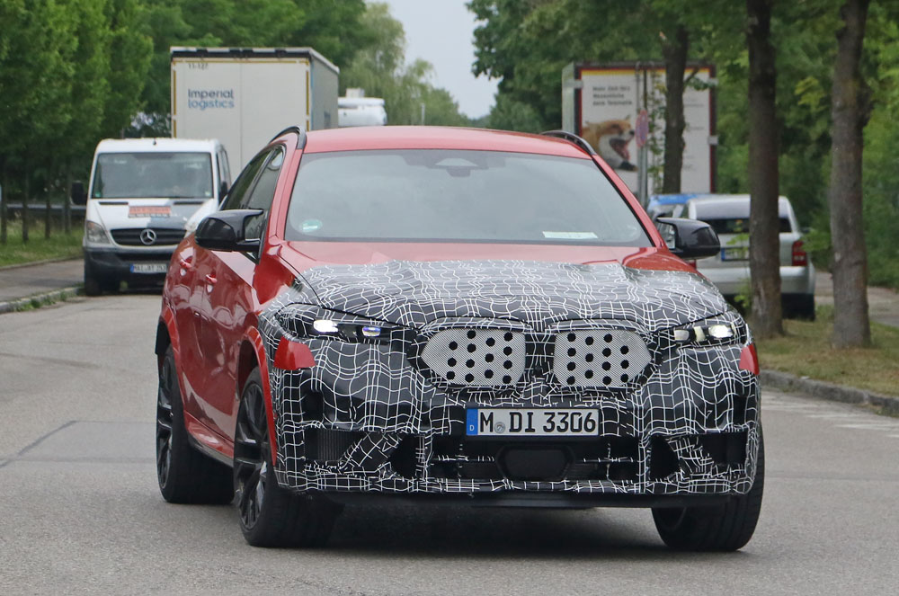 El BMW X6 M pondrá al día su imagen 10 Motor16 BMW X6 M facelift 2 Motor16