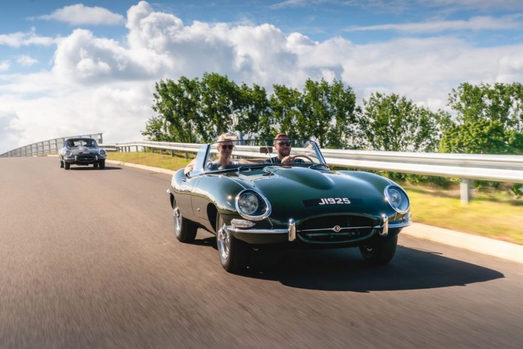 Jaguar regala un viaje muy especial a sus clientes más exclusivos 57 Motor16 Jaguar E Type Collection 51 Motor16