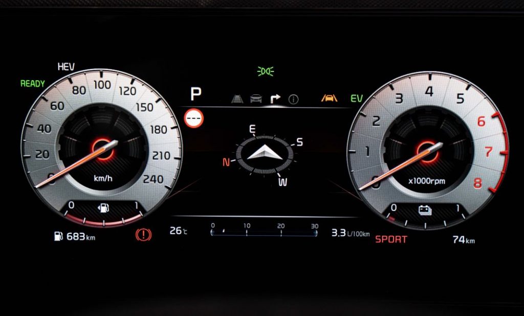 Conducimos el nuevo Kia Niro, un crossover eléctrico a la carta 21 Motor16 KIA NIRO 22 047 Motor16