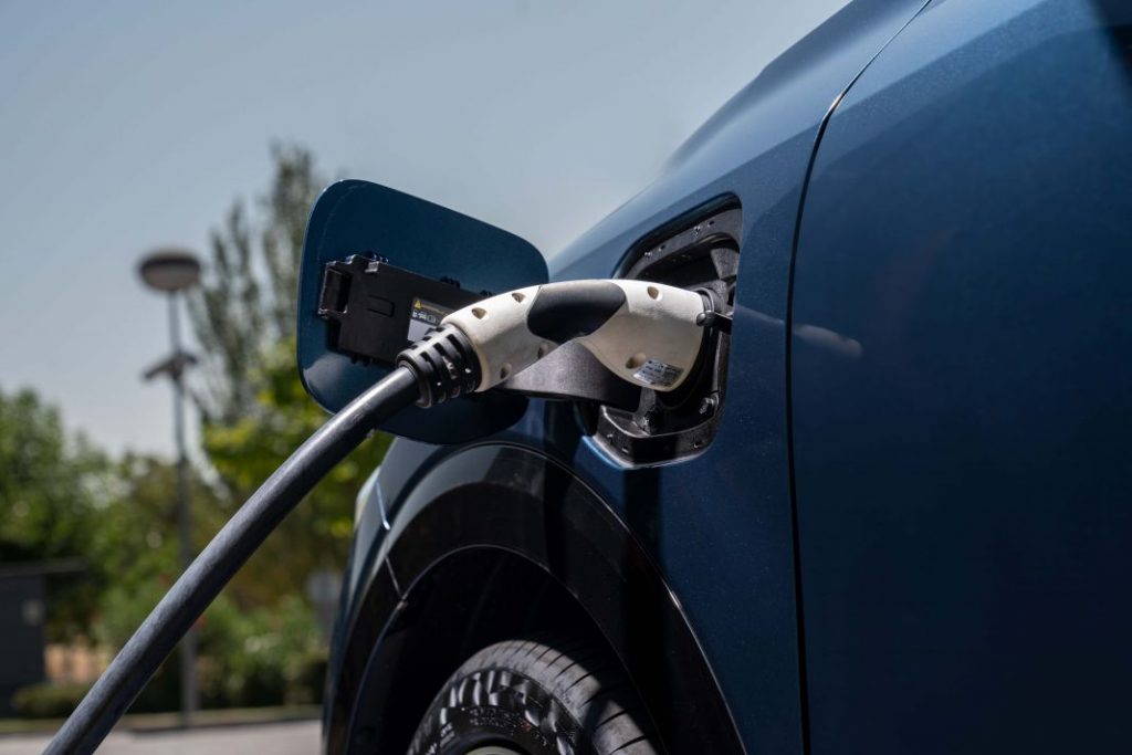 Conducimos el nuevo Kia Niro, un crossover eléctrico a la carta 24 Motor16 KIA NIRO 22 053 2 Motor16