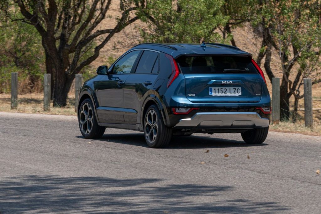Conducimos el nuevo Kia Niro, un crossover eléctrico a la carta 26 Motor16 KIA NIRO 22 060 1 Motor16