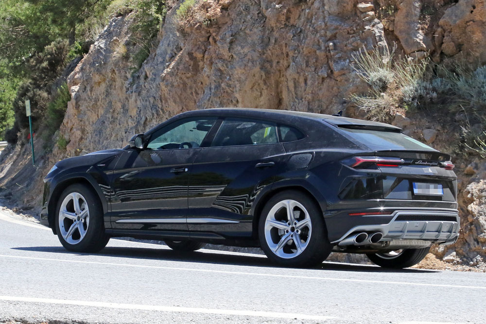 Lamborghini Urus PHEV 11 Motor16