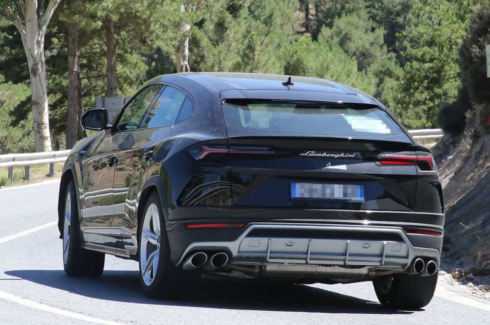 Lamborghini Urus PHEV 14 Motor16