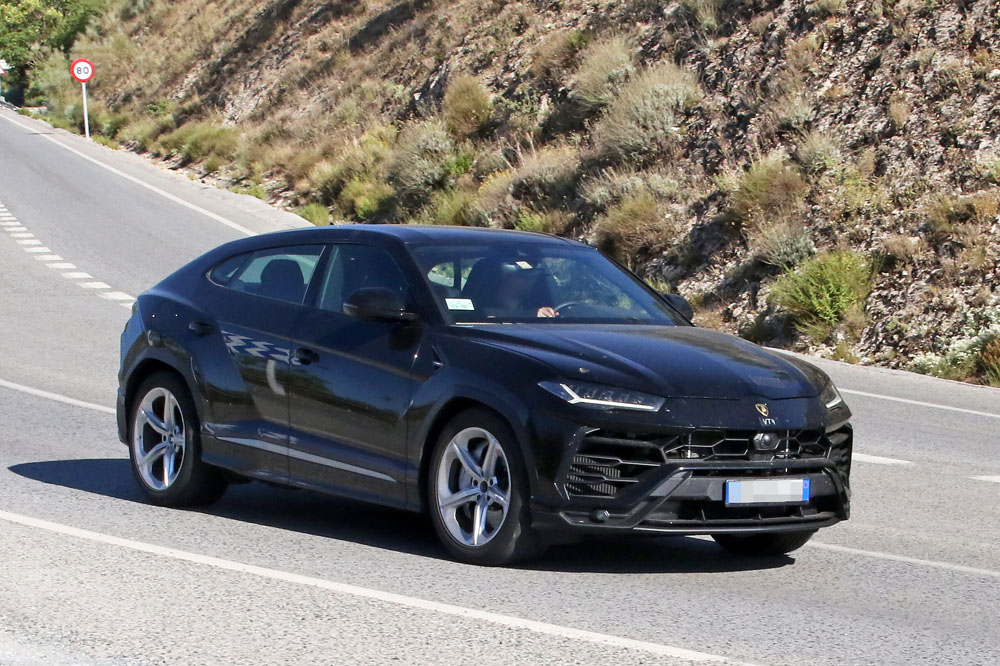 Lamborghini Urus PHEV 17 Motor16