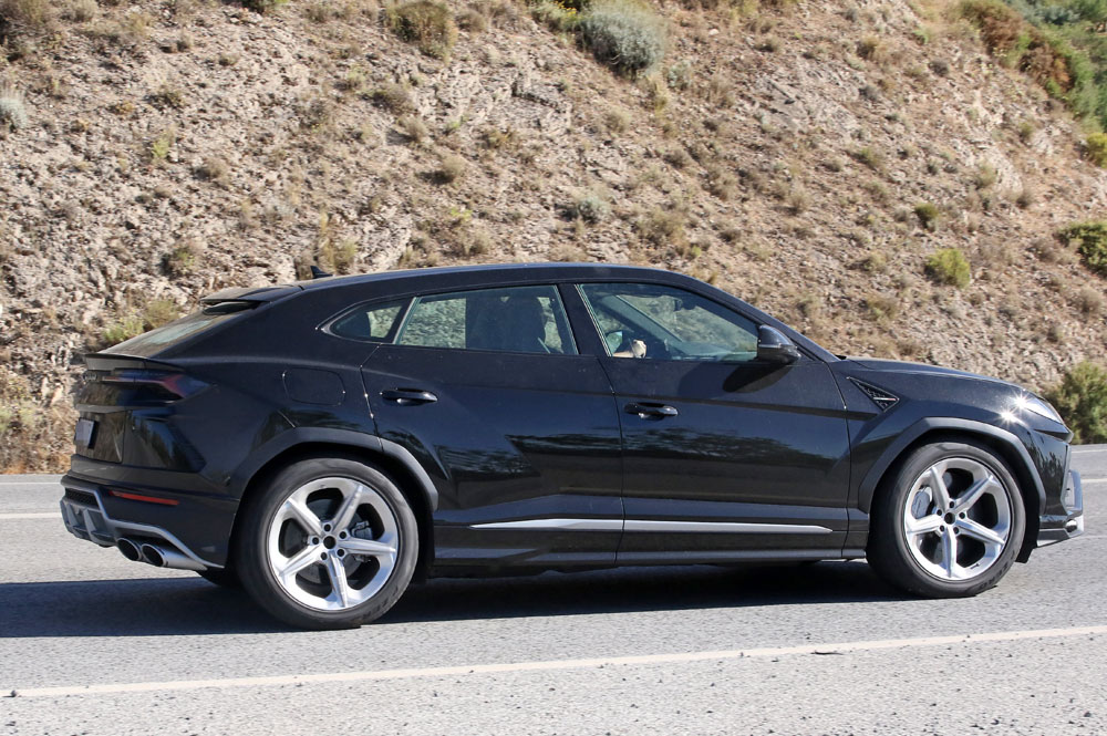 Lamborghini Urus PHEV