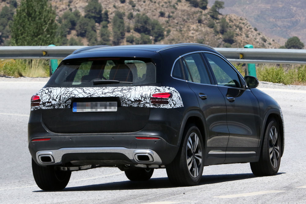 Mercedes GLA facelift 16 Motor16