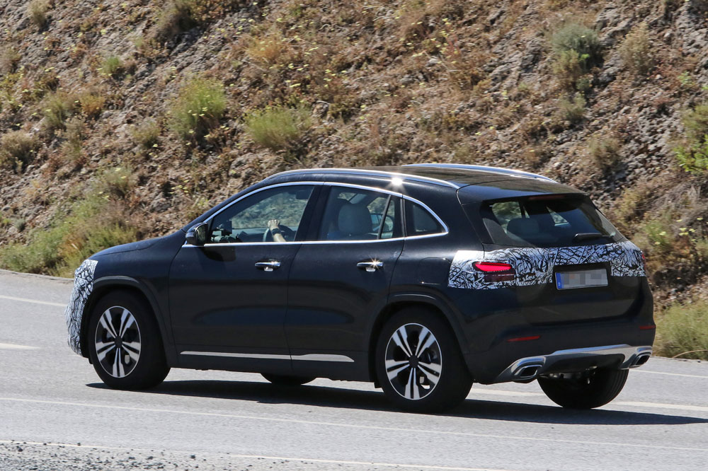 Mercedes GLA facelift 6 Motor16