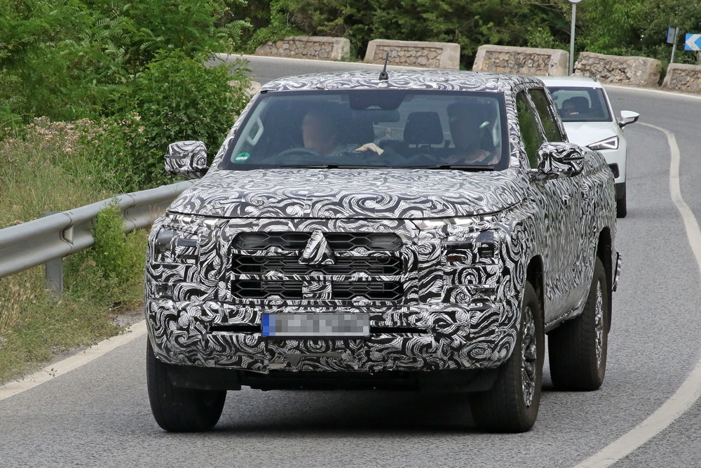 Mitsubishi L200 2 Motor16