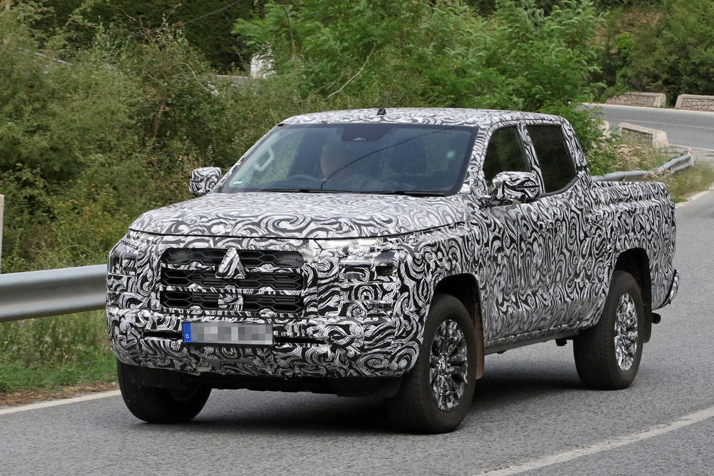 Mitsubishi L200 4 Motor16