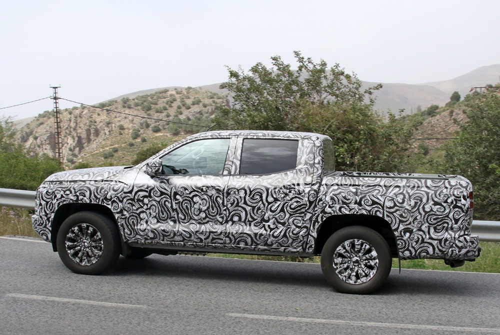 Mitsubishi L200 9 Motor16