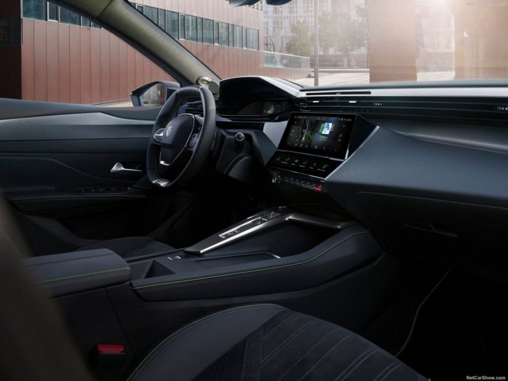 Peugeot 308: amplio e innovador, desde 24.050 euros 25 Motor16 Peugeot 308 interiores web 20 Motor16