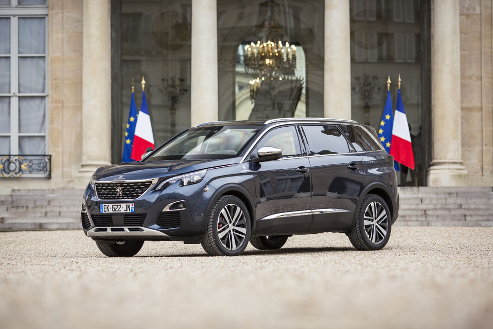 Los Peugeot de la República Francesa 4 Motor16 Peugeot 5008.