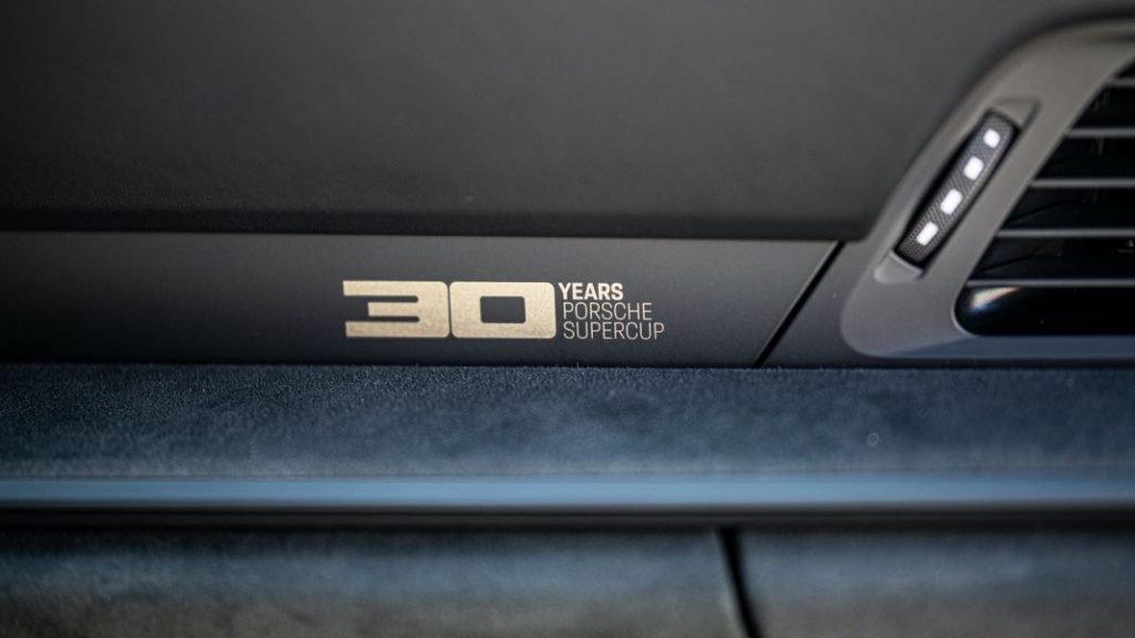 Poesche 911 GTE 30o Aniversario 10 Motor16