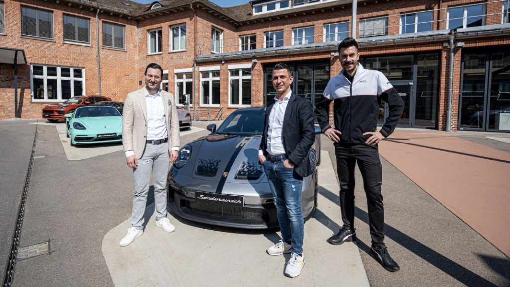 Poesche 911 GTE 30o Aniversario 6 Motor16