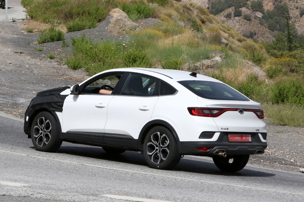 Renault Arkana facelift 17 Motor16