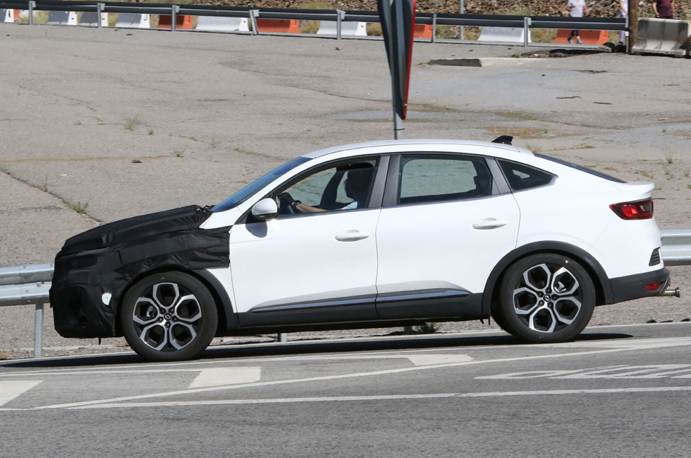 Renault Arkana facelift 6 Motor16