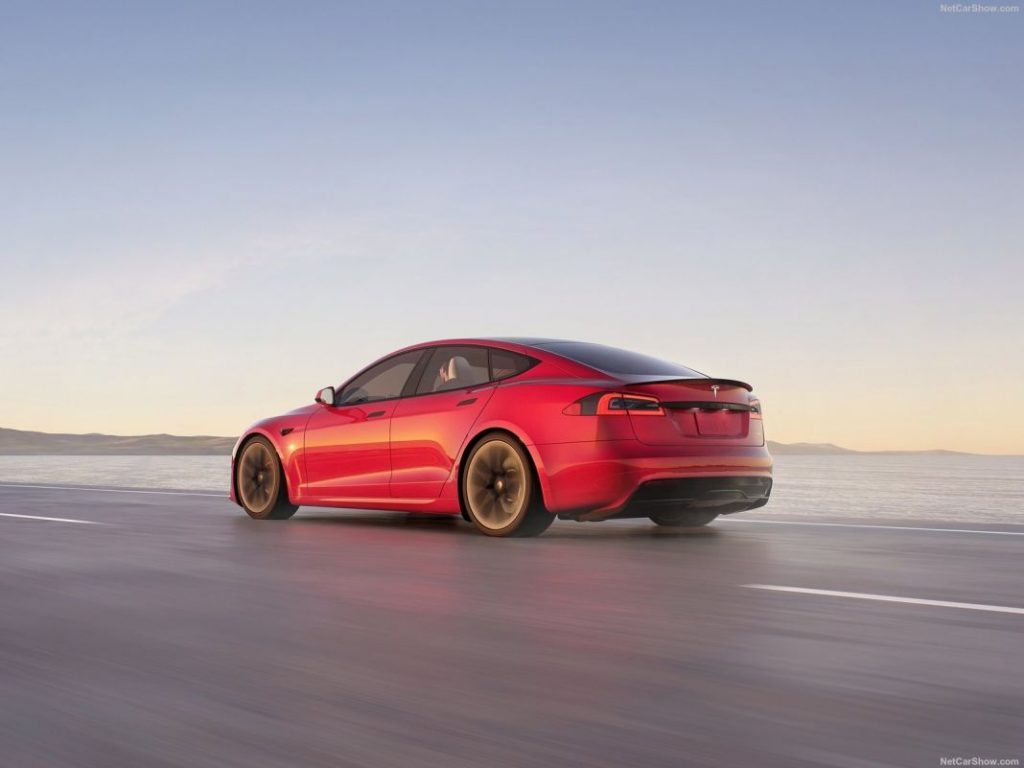 Tesla 1 millon 5 Motor16