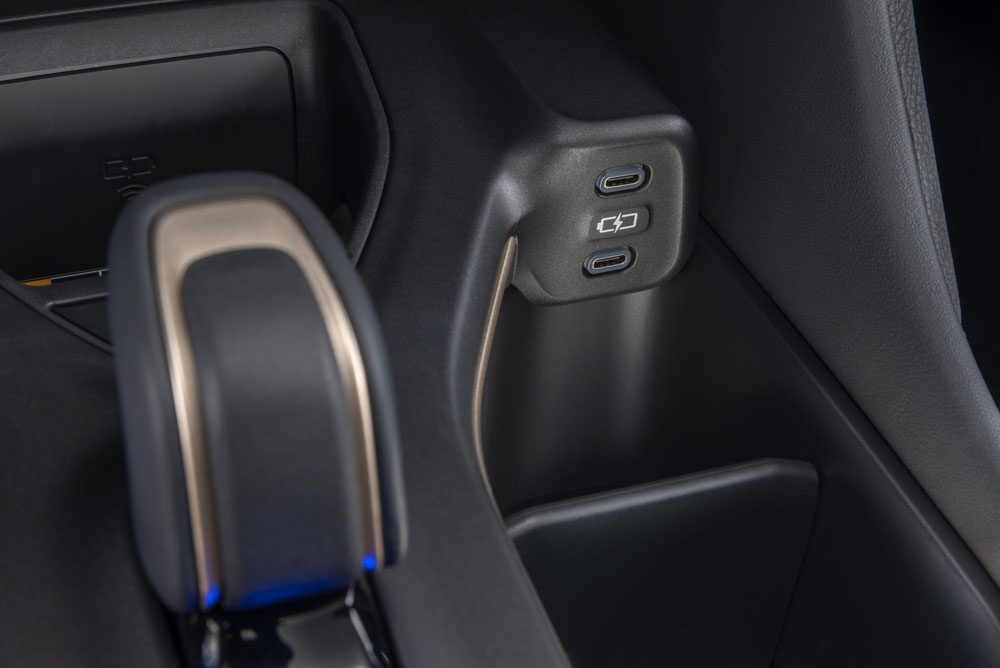 Toyota Crown 2023: el sedán japonés se reinventa con su decimosexta generación 36 Motor16 Toyota Crown 2023 22 Motor16