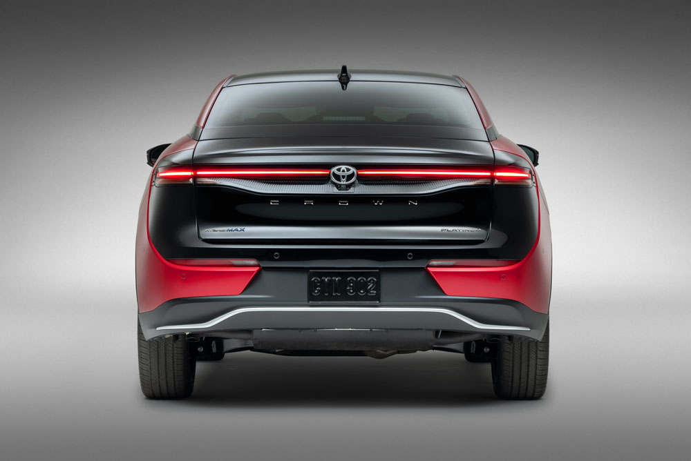 Toyota Crown 2023: el sedán japonés se reinventa con su decimosexta generación 15 Motor16 Toyota Crown 2023 6 Motor16