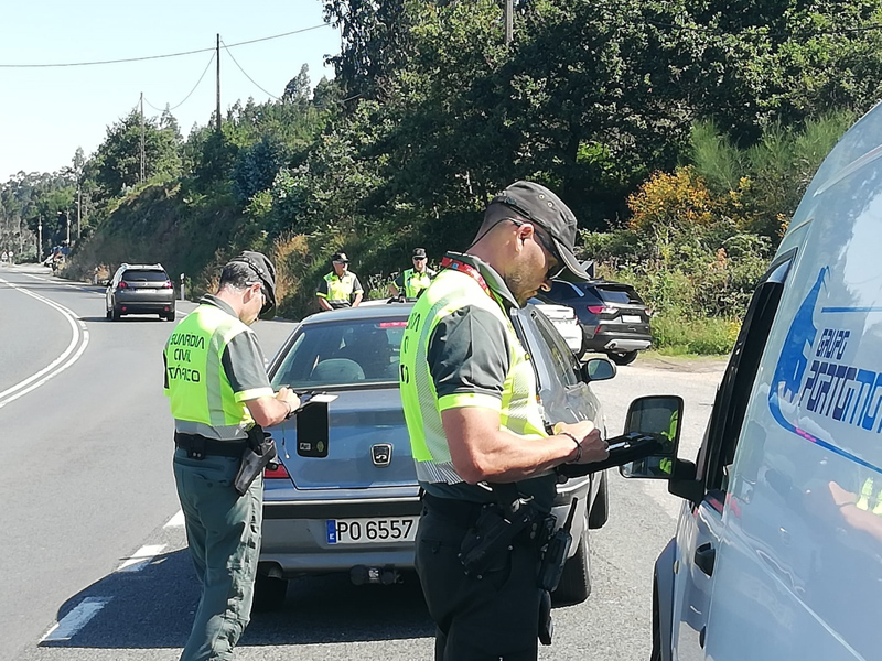 policía