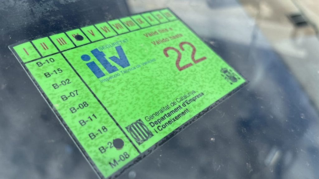 Los motivos por los que la DGT ha multado a más de 6.300 conductores en una semana 1 Motor16 La DGT impuso la mayor parte de las multas por no tener la ITV en regla.
