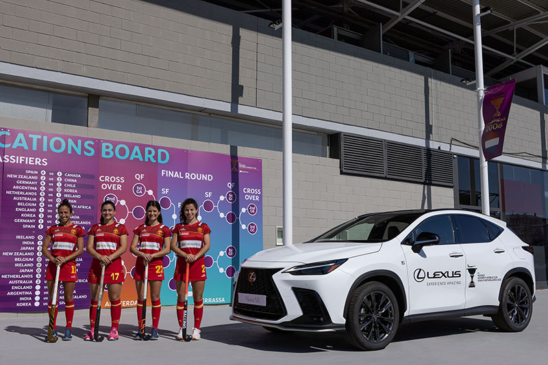 Lexus RX 450h: Roberto Bautista también presume de coche nuevo 1 Motor16 Lexus patrocina a la Real Federación Española de Hockey.