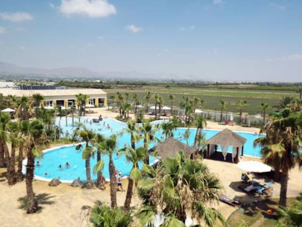 Los mejores camping de España para ir en caravana o camper 13 Motor16 marjal costa 2 1 Motor16