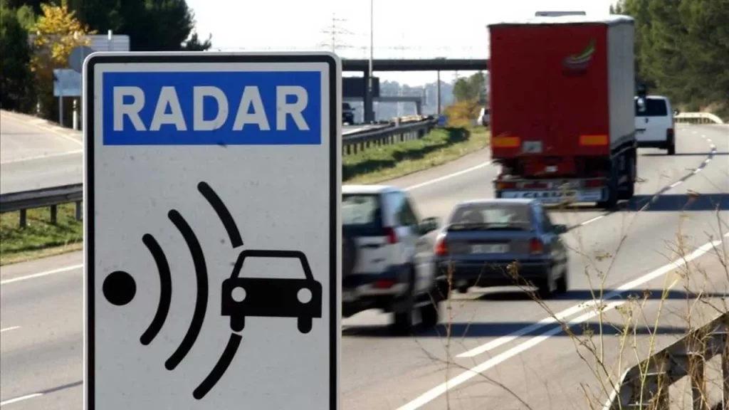 Los 50 radares de la DGT que más multan: ¿Dónde están? 137 Motor16 Señalizar cajas funciona