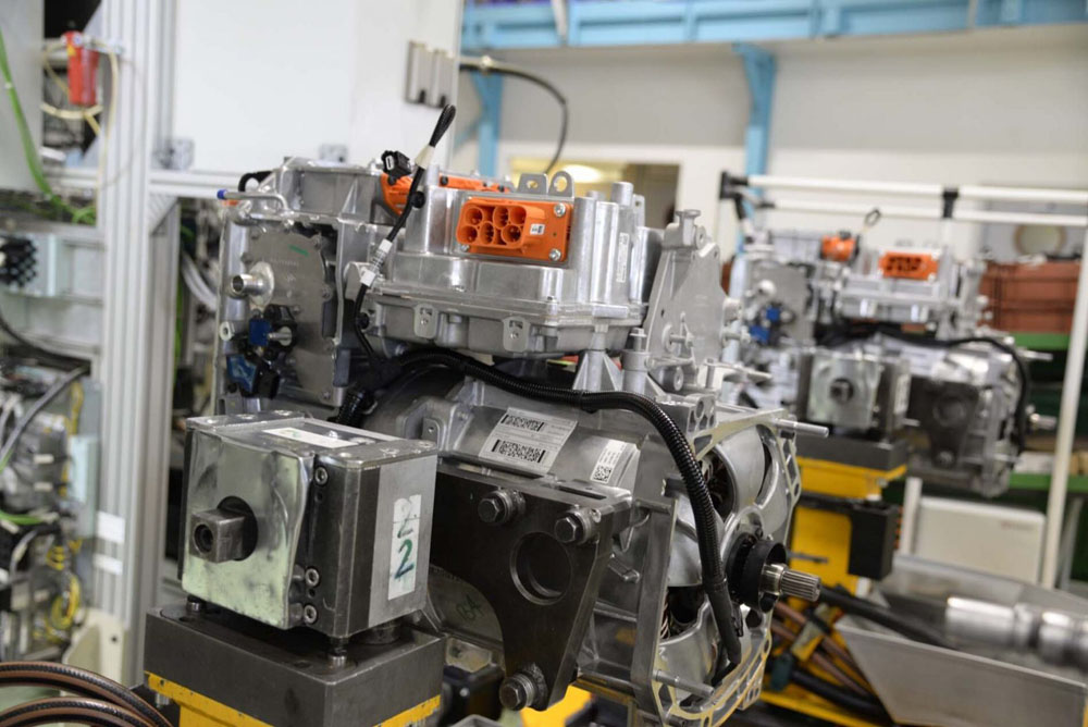 La planta que Renault tiene en Cléon fabricará motores eléctricos 2 Motor16 Motores eléctricos. Fábrica de Cleon. Renault. Detalle.