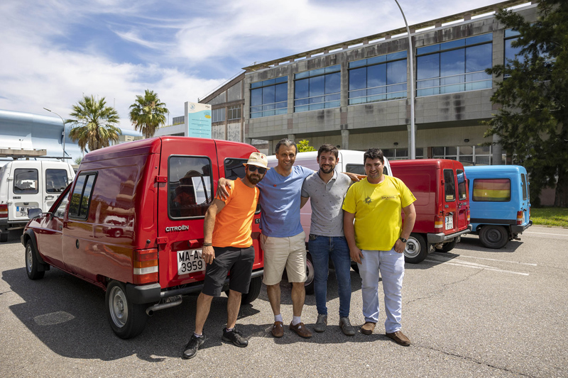 Los fans de la furgoneta Citroën C-15 viajan al lugar que la vio nacer 3 Motor16 reunion c15 vigo3 Motor16