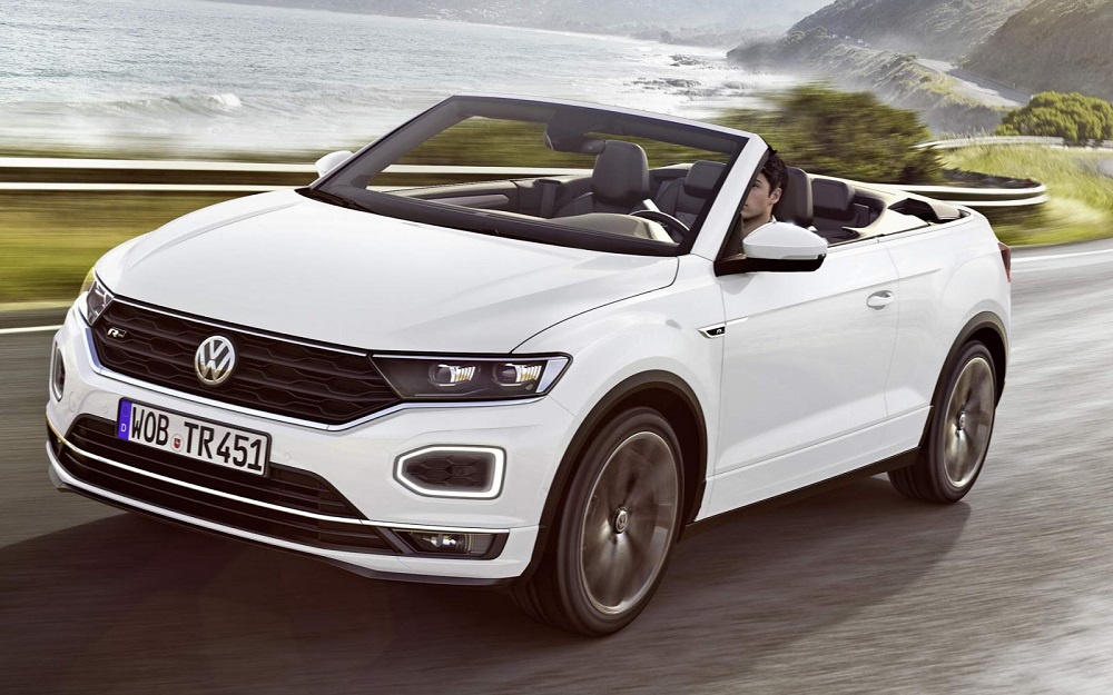 Coches descapotables que no son muy caros para presumir en verano 77 Motor16 VW T-Roc Cabrio (31.800 €)