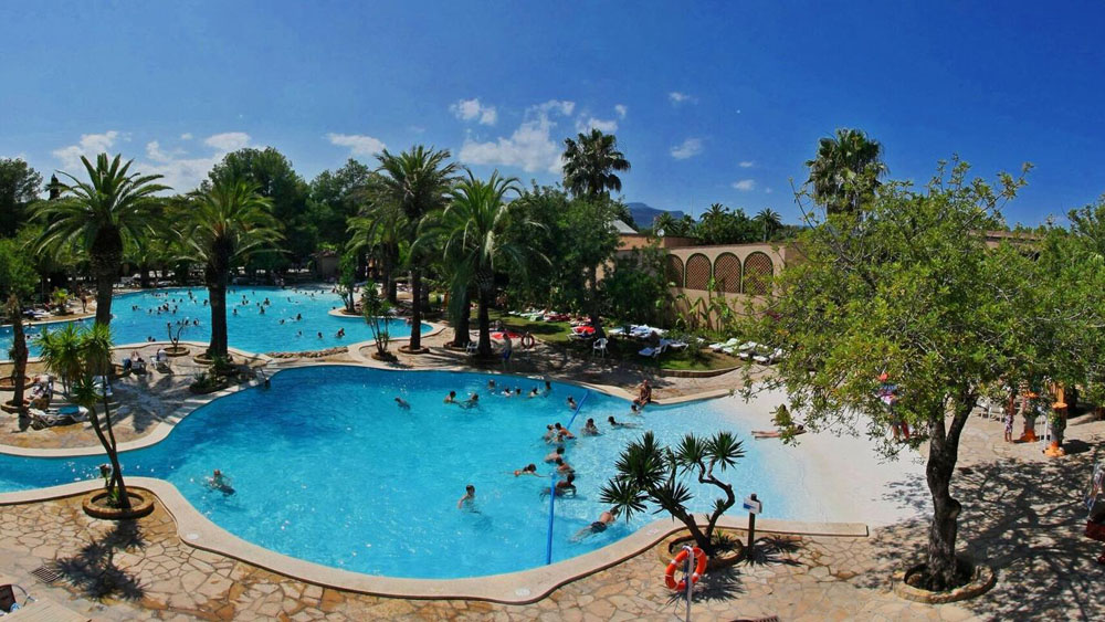 Los mejores camping de España para ir en caravana o camper 9 Motor16 torre del sol 2 Motor16