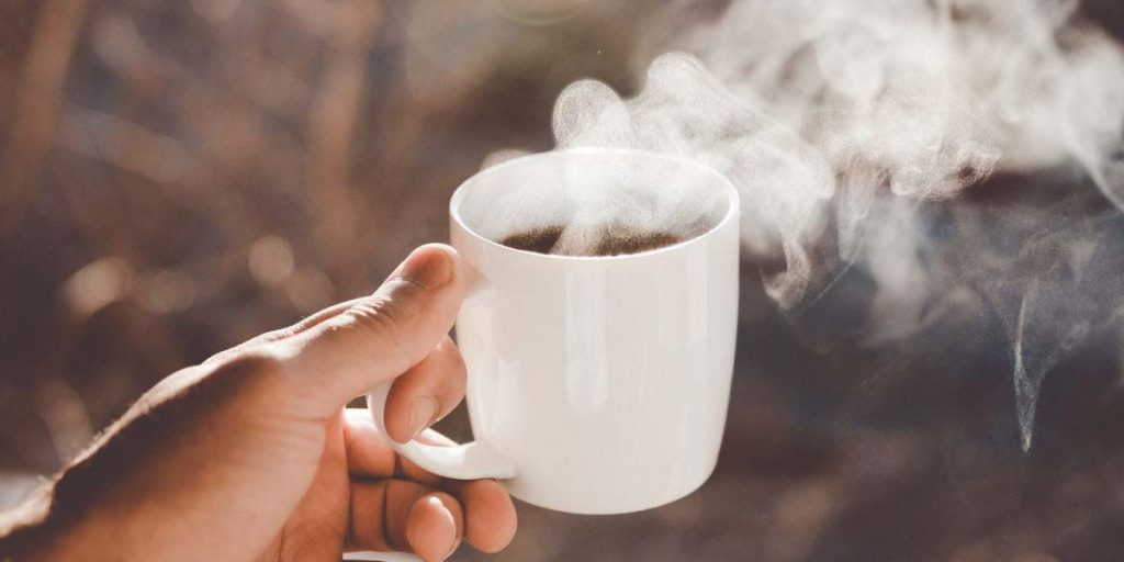 Si crees que estos trucos para no dar positivo en alcohol o drogas funcionan, esto dice la DGT 1 Motor16 Beber café o agua en exceso