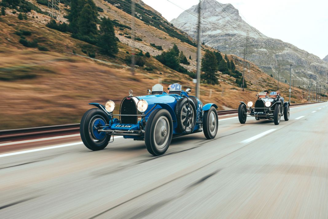 13 de los mejores Bugatti de la historia juntos de la mano... 8 Motor16 14 BUGATTI Passione Engadina rally Type35 51 Motor16