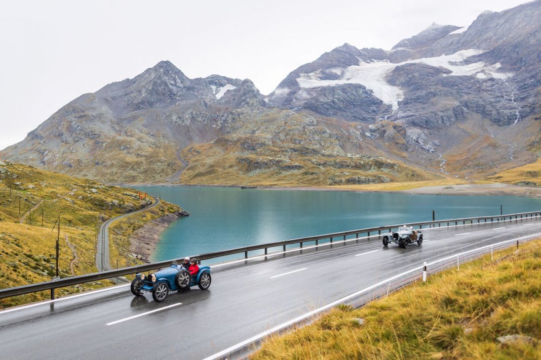 13 de los mejores Bugatti de la historia juntos de la mano... 7 Motor16 15 BUGATTI Passione Engadina rally Motor16