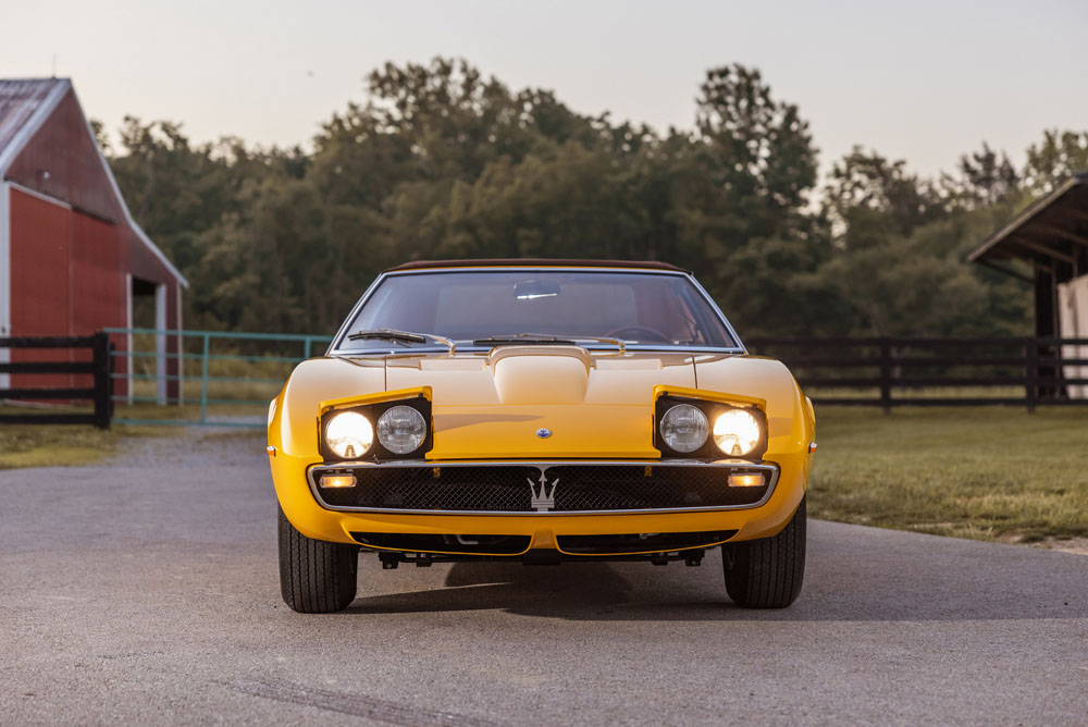 1968 Maserati Ghibli Spyder Prototype. Imagen estática frontal.