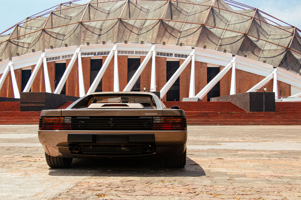 Un detalle hace único a este Ferrari Testarossa que busca hogar 4 Motor16 1986 Ferrari Testarossa 4 1 Motor16