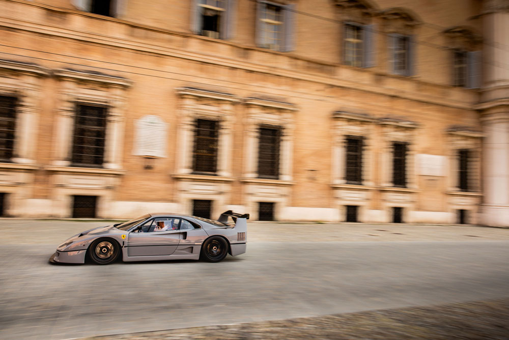 1989 Ferrari F40 Competizione 1.000 CV. Imagen movimiento.