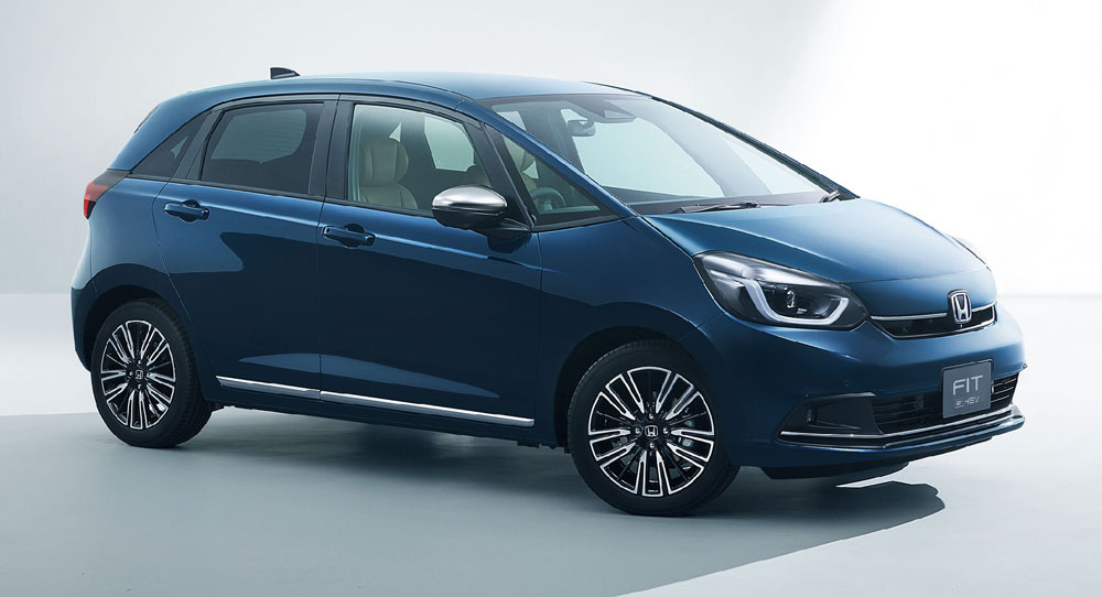 El Honda Jazz se pone a tono en Japón y estrena versión RS 4 Motor16 2022 Honda Fit Facelift 1 1 Motor16