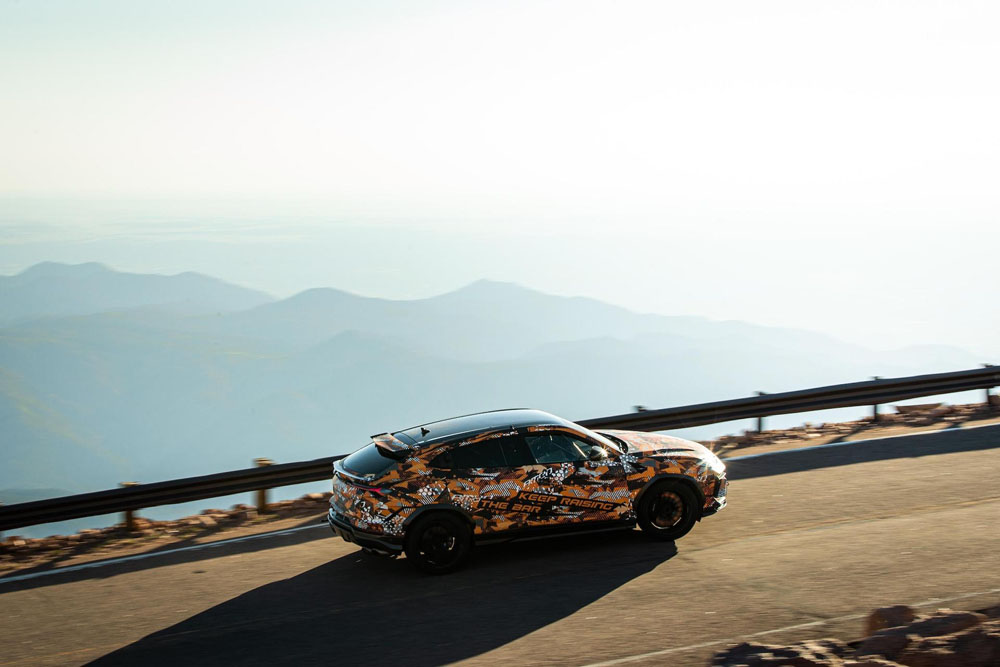 2022 Lamborghini Urus Pikes Peak 13 Motor16