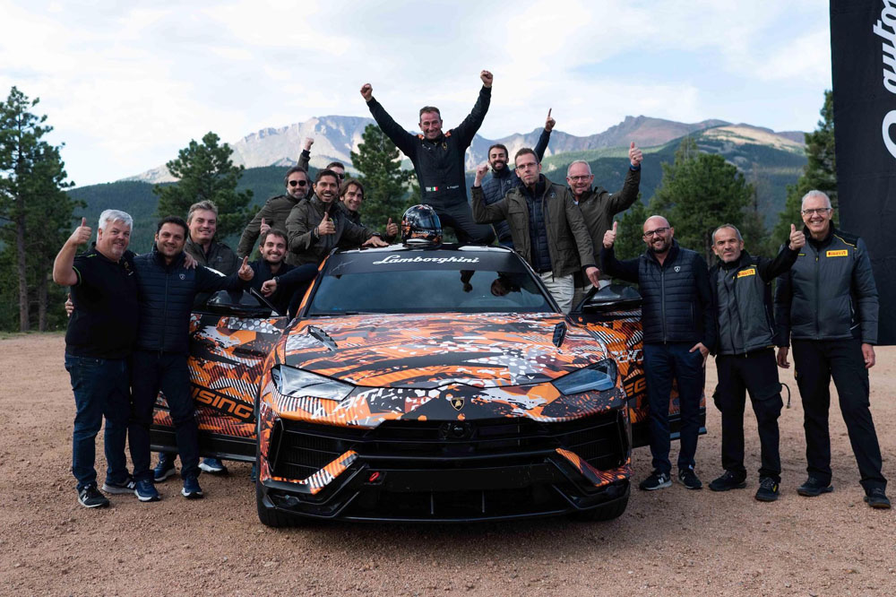 2022 Lamborghini Urus Pikes Peak 15 Motor16