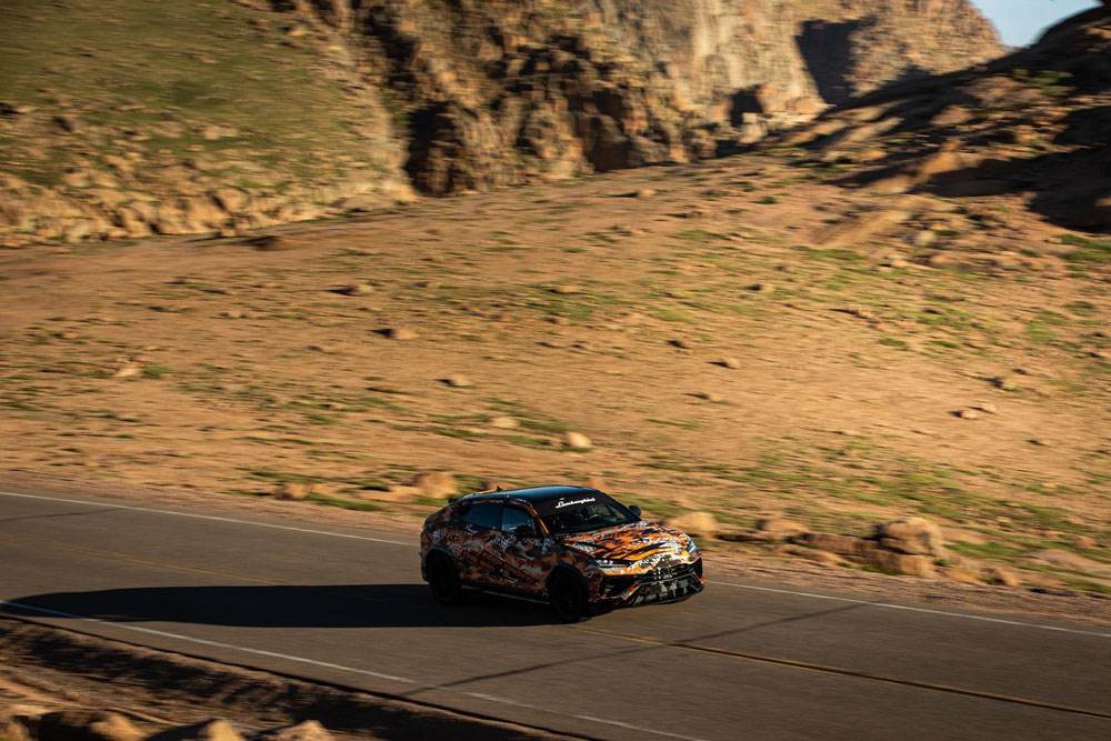 2022 Lamborghini Urus Pikes Peak 3 Motor16