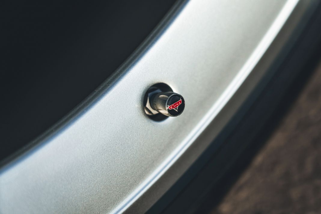 No te creerás que Porsche haya lanzado esta edición exclusiva del 911 Carrera GTS 10 Motor16 2022 Porsche 911 Sally Special Pixar Cars 00050 Motor16