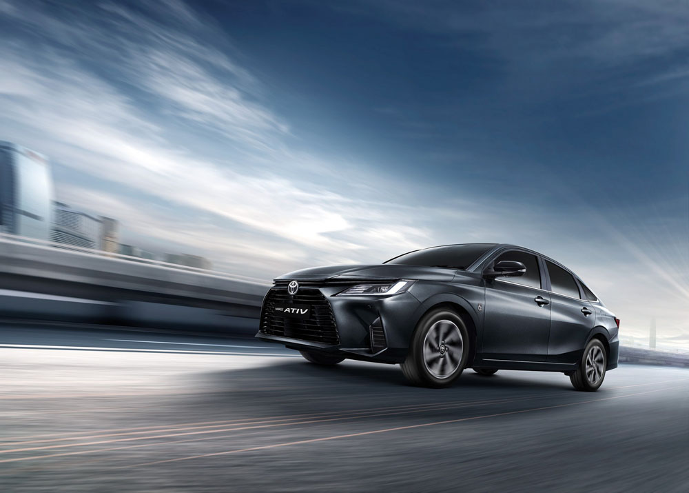 Al Toyota Yaris le sale 'culo' 3 Motor16 2022 Toyota Yaris Ativ 1 Motor16