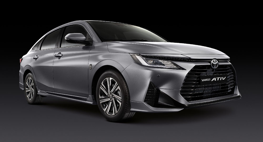 Al Toyota Yaris le sale 'culo' 14 Motor16 2022 Toyota Yaris Ativ 12 Motor16