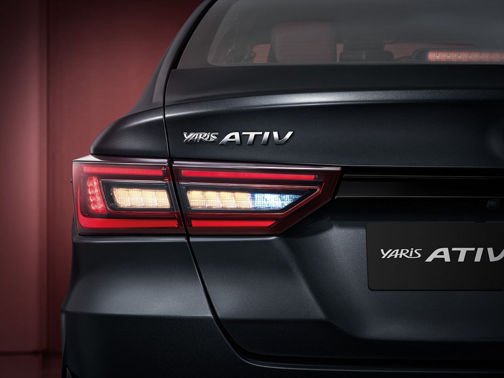 Al Toyota Yaris le sale 'culo' 17 Motor16 2022 Toyota Yaris Ativ 15 1 Motor16