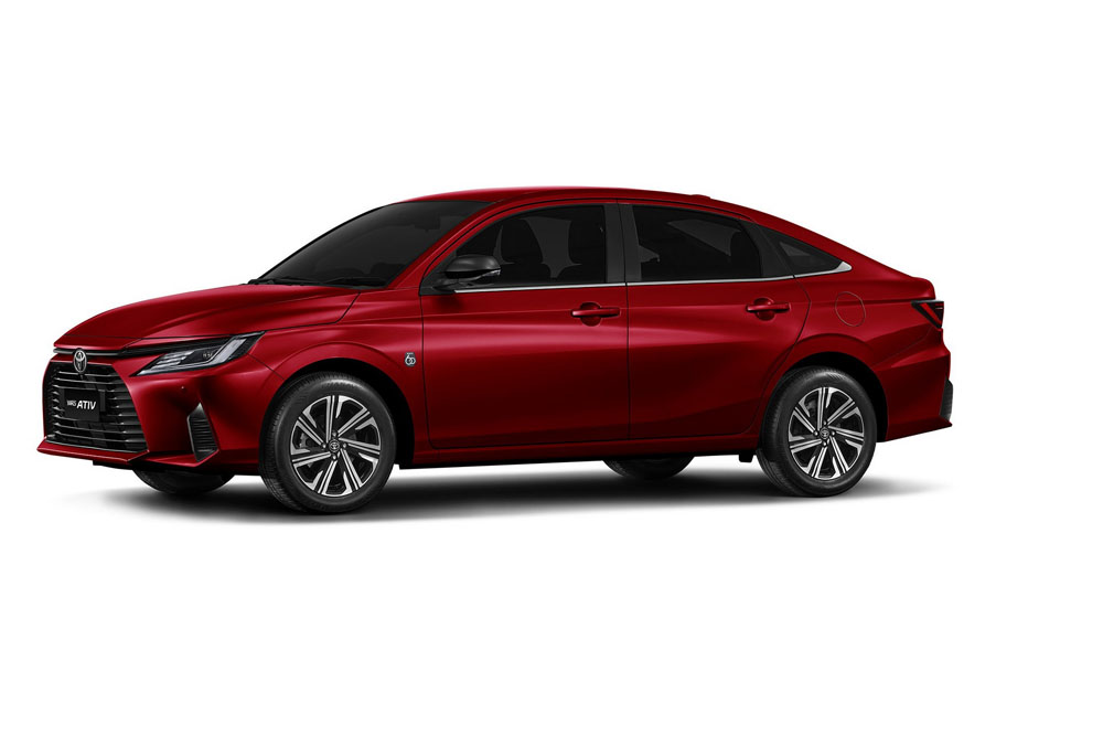 Al Toyota Yaris le sale 'culo' 26 Motor16 2022 Toyota Yaris Ativ 24 Motor16